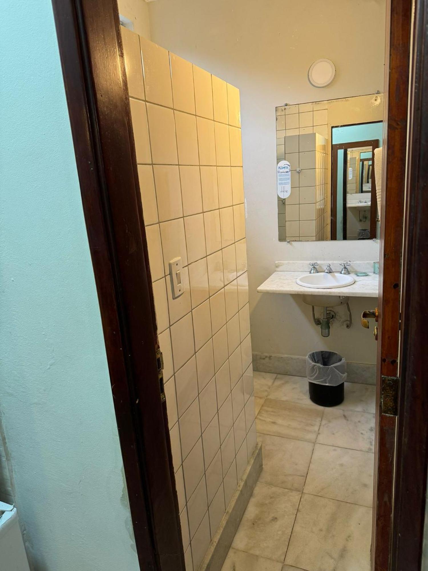 Delphin Pe Na Areia 度假居 Guarujá