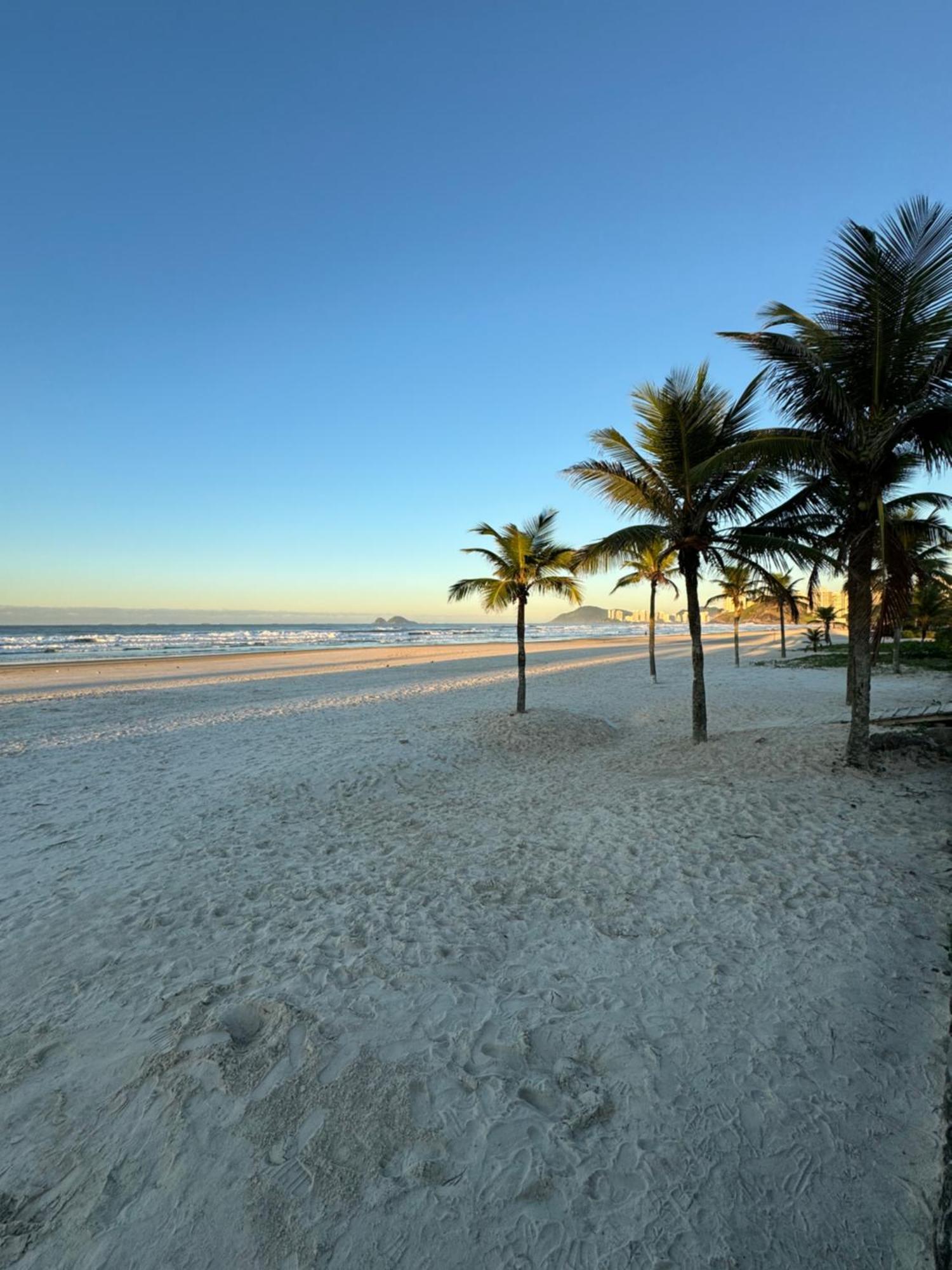 Holiday home Delphin Pe Na Areia Guaruja